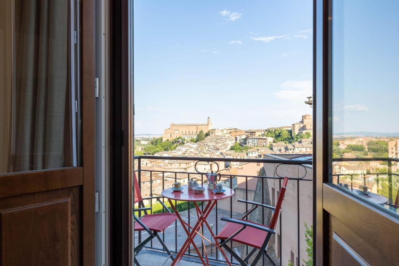 Апартаменти Siena Historic Center Stylish Flat With Balcony! Екстер'єр фото